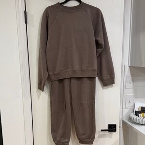 GAP Women's Pajama Set in Warm Brown